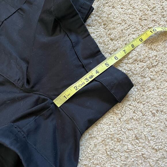 Torrid Black Shorts Plus Size 18 Pockets Zip and Button Closure - Picture 4 of 5